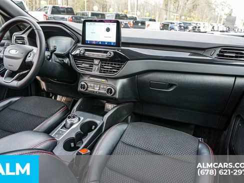 Used 2025 Ford Escape ST-Line image 24