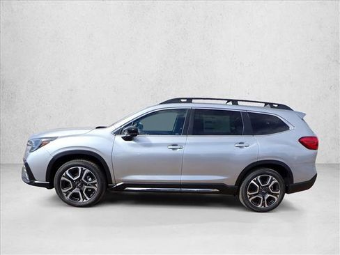 New 2025 Subaru Ascent Limited image 2