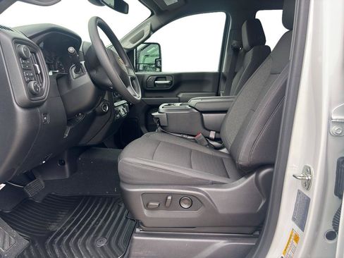 New 2026 Chevrolet Silverado 2500 Custom w/ Custom Value Package AWD/4WD image 5