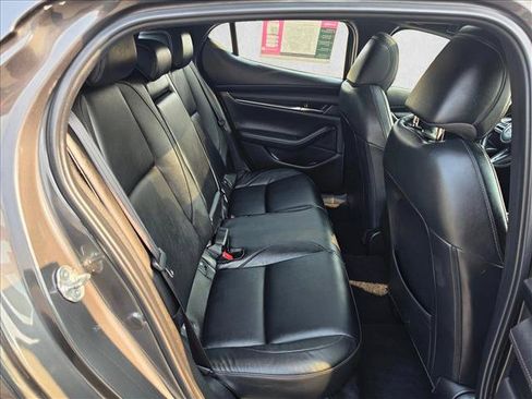 Used 2021 MAZDA MAZDA3 s FWD image 12