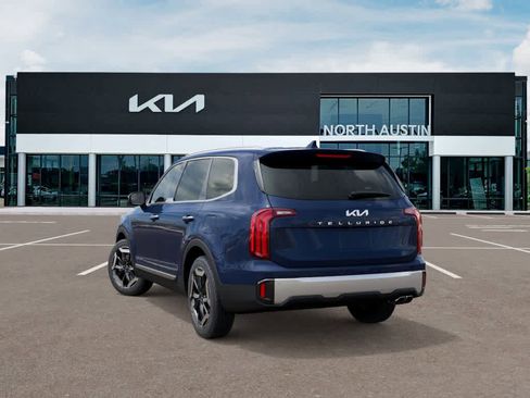 New 2025 Kia Telluride S image 4