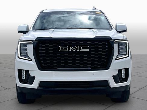Used 2024 GMC Yukon SLT w/ SLT Luxury Package RWD image 4