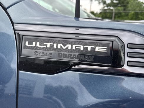 New 2025 GMC Sierra 2500 Denali Ultimate image 8