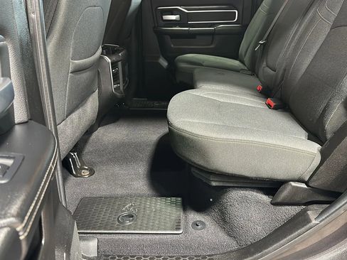 Used 2019 RAM 2500 Big Horn AWD/4WD image 11