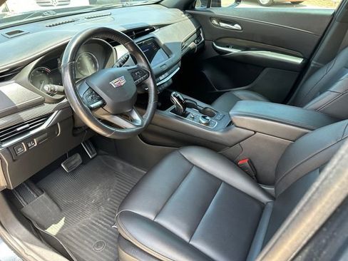 Used 2021 Cadillac XT4 Sport w/ Cold Weather Package image 9