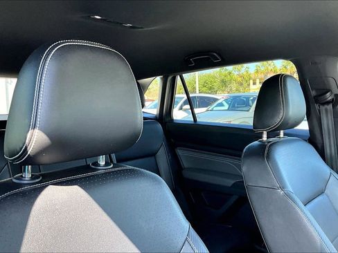 Certified 2023 Volkswagen Atlas Cross Sport SE image 22