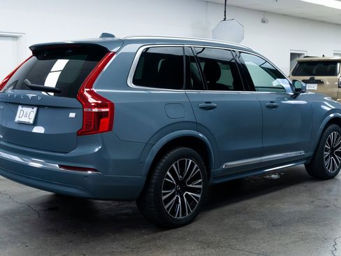 Used 2023 Volvo XC90 T8 Plus image 6