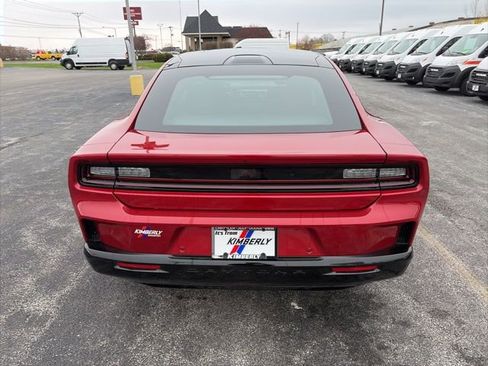 Used 2024 Dodge Charger Daytona R/T w/ Plus Group AWD/4WD image 4
