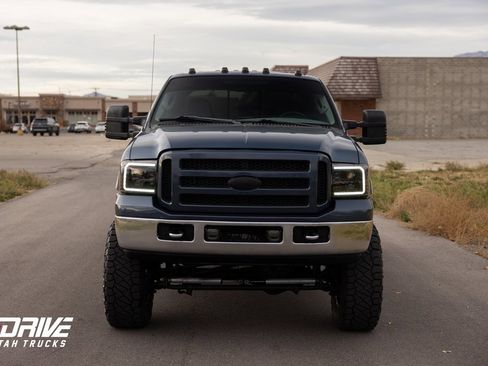 Used 2006 Ford F250 Lariat image 4