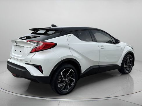 Used 2021 Toyota C-HR Limited FWD image 3