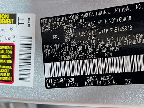 Certified 2024 Toyota Highlander LE image 29