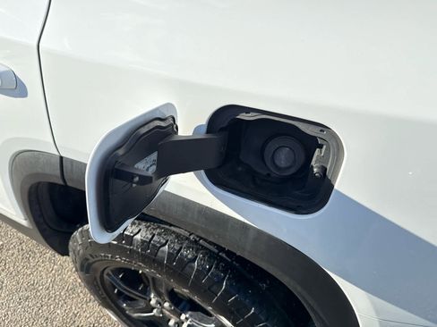 Certified 2021 GMC Acadia AT4 w/ Trailering Package image 10