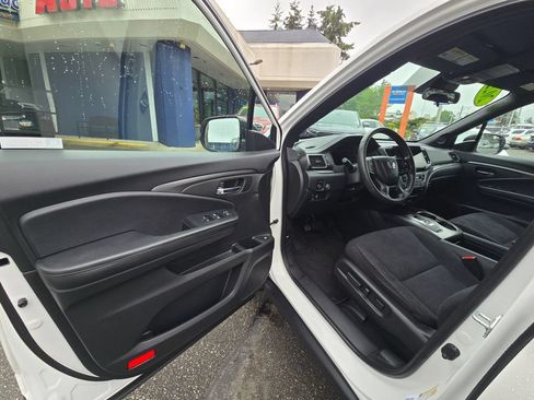Used 2022 Honda Pilot Sport image 20