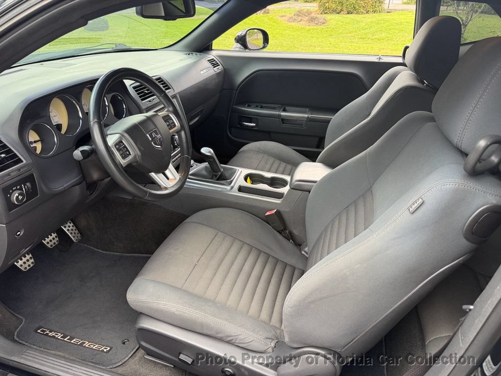 Used 2012 Dodge Challenger R/T RWD image 29