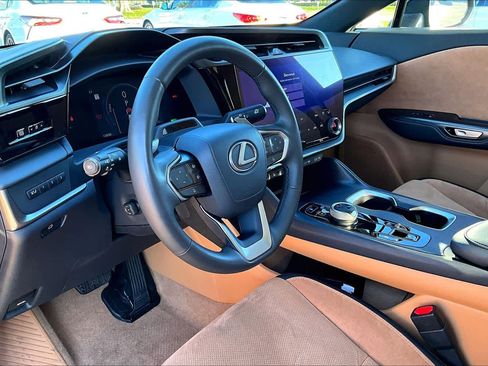 Used 2023 Lexus RZ 450e Premium image 16