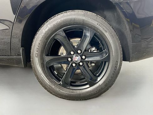 Used 2023 Buick Enclave Essence w/ Experience Buick Package AWD/4WD image 32