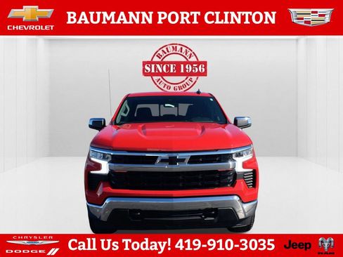 Used 2025 Chevrolet Silverado 1500 LT w/ Z71 Off-Road Package AWD/4WD image 11