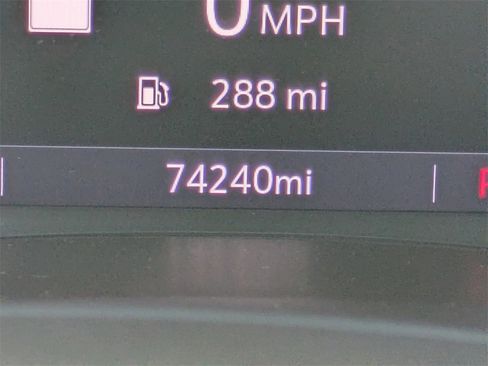 Used 2020 Chevrolet Blazer LT w/ Sound & Technology Package image 35