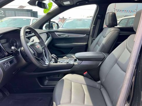 Used 2024 Cadillac XT6 Luxury w/ LPO, Floor Liner Package AWD/4WD image 15