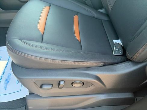 New 2026 GMC Sierra 1500 AT4 w/ AT4 Premium Package AWD/4WD image 18