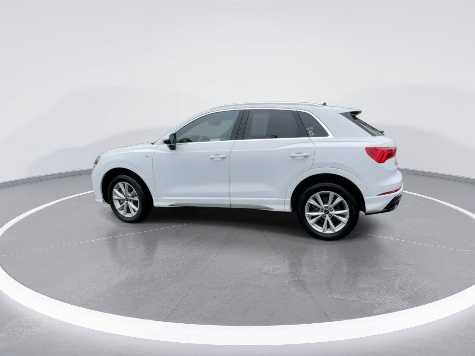 Used 2025 Audi Q3 2.0T Premium AWD/4WD image 6