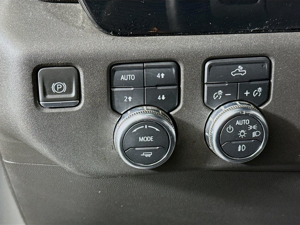 Used 2024 GMC Sierra 1500 Elevation AWD/4WD image 11