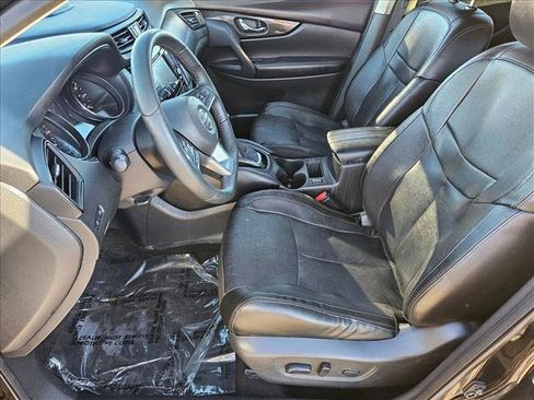 Used 2019 Nissan Rogue SL image 14