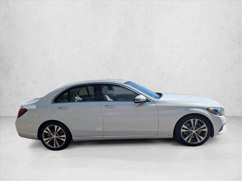 Used 2017 Mercedes-Benz C 300 Sedan image 4