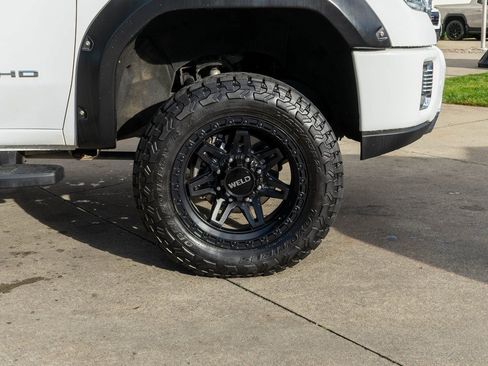 Used 2021 GMC Sierra 3500 Denali w/ Denali Ultimate Package image 40