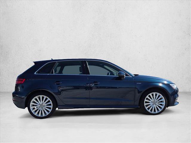Used 2017 Audi A3 e-tron Prestige w/ Prestige Package FWD image 4