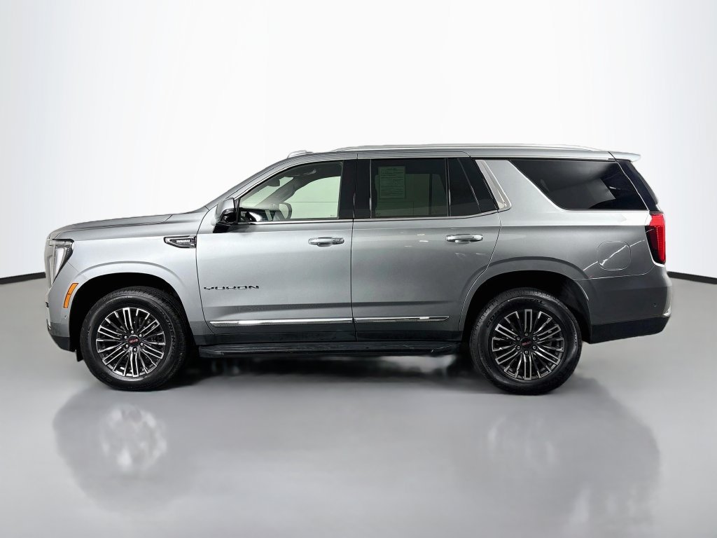 Used 2025 GMC Yukon Elevation AWD/4WD image 4