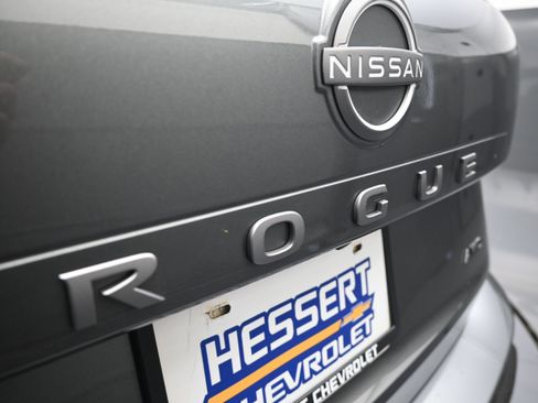Used 2026 Nissan Rogue SV w/ SV Premium Package AWD/4WD image 36