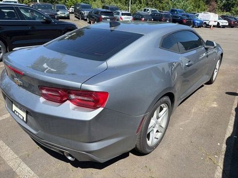 Used 2024 Chevrolet Camaro LT RWD image 2