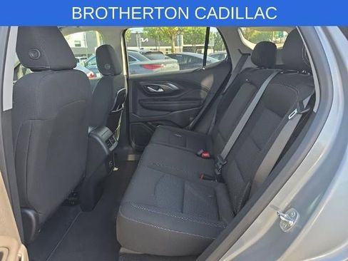 Used 2023 GMC Terrain SLE w/ Driver Convenience Package AWD/4WD image 9