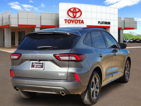 Used 2023 Ford Escape ST-Line w/ Tech Pack #1 image 4