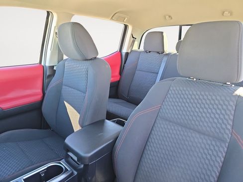 Certified 2023 Toyota Tacoma SR5 image 9