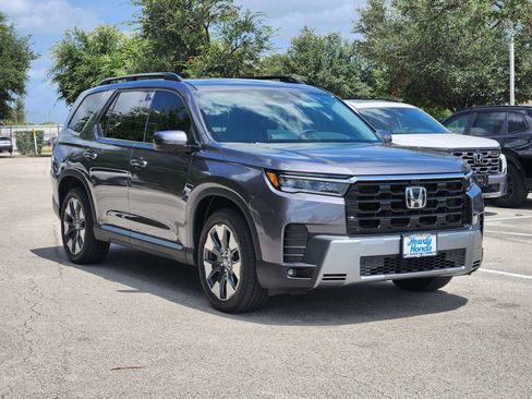 Used 2026 Honda Pilot Elite image 3