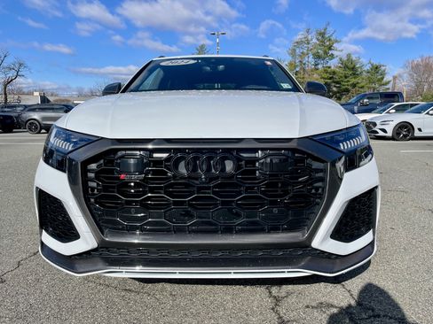 Used 2024 Audi RS Q8 4.0T image 2