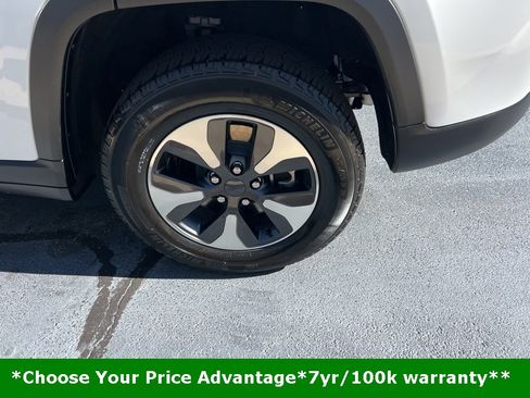 Used 2024 Jeep Grand Cherokee Limited 4xe w/ Luxury Tech Group II image 12