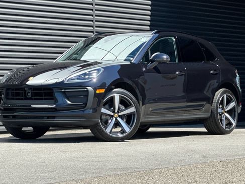 New 2026 Porsche Macan AWD/4WD image 1