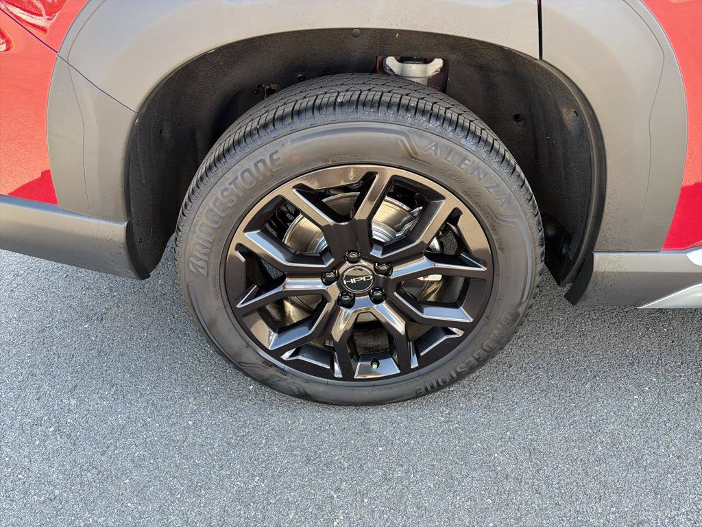 Used 2025 Honda Pilot Touring image 32