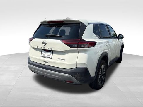 Used 2023 Nissan Rogue SV AWD/4WD image 3