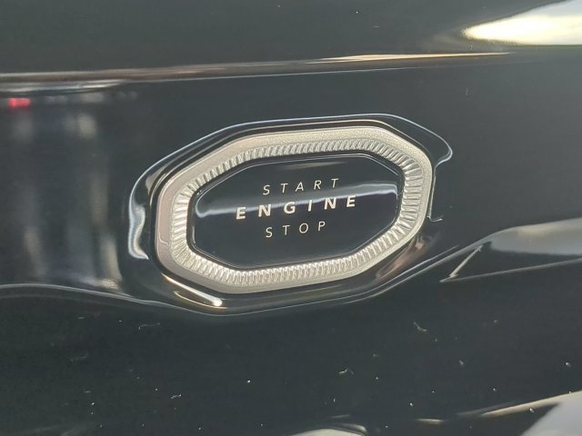 New 2027 Jeep Grand Cherokee Limited RWD image 34