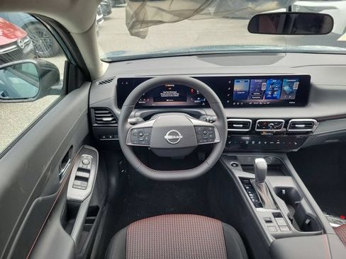 New 2026 Nissan Sentra SR w/ SR All Weather Package FWD image 8