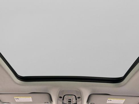 Certified 2025 Audi Q5 2.0T Premium w/ Convenience Plus Package image 11