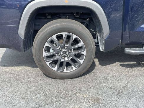Used 2024 Toyota Tundra Limited AWD/4WD image 8