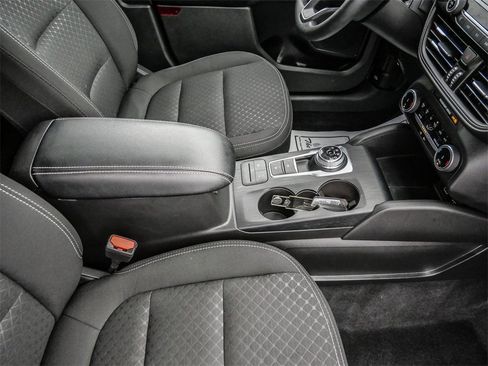 Used 2025 Ford Escape Active image 16