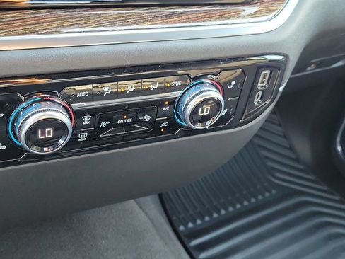 Used 2023 GMC Sierra 1500 Elevation AWD/4WD image 43