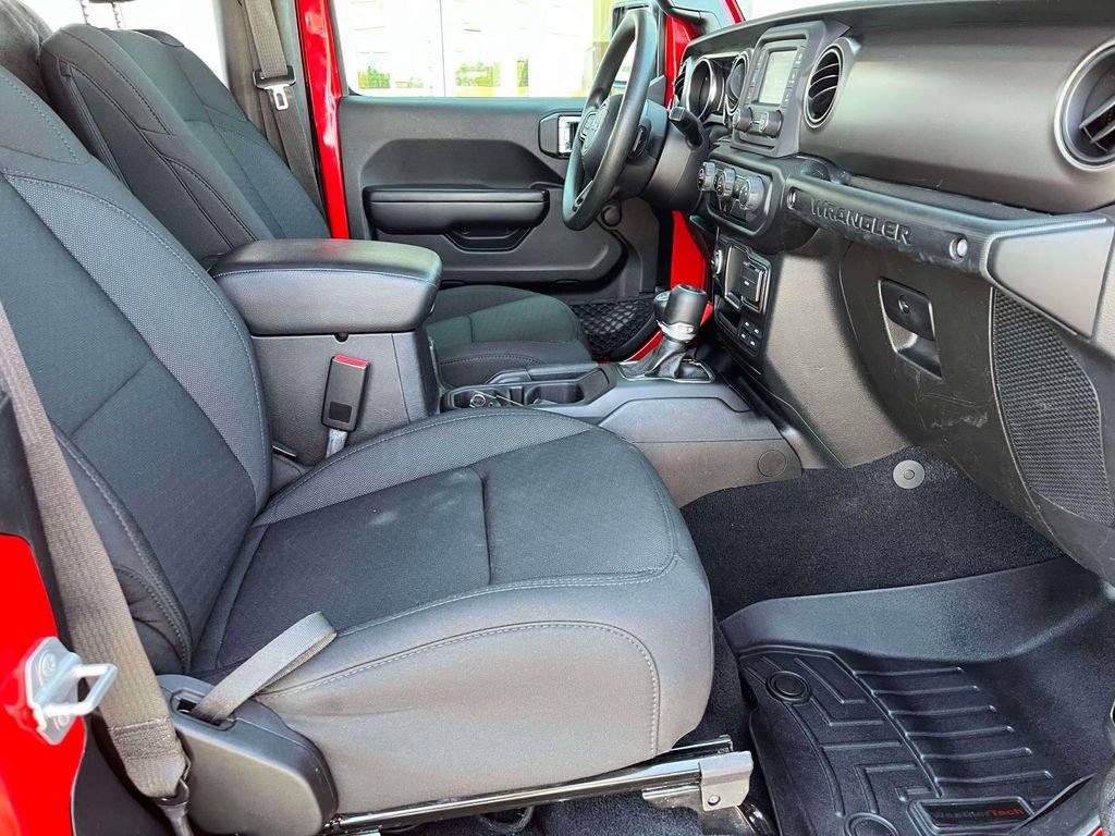 Used 2020 Jeep Wrangler Sport AWD/4WD image 18
