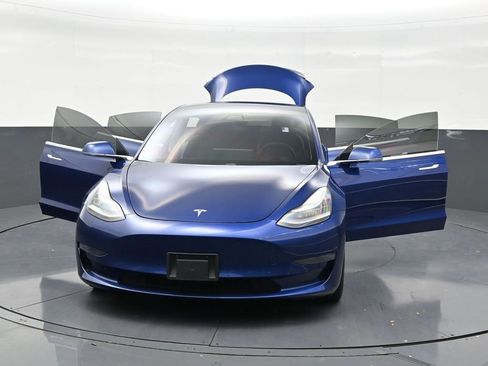 Used 2019 Tesla Model 3 Long Range AWD/4WD image 33